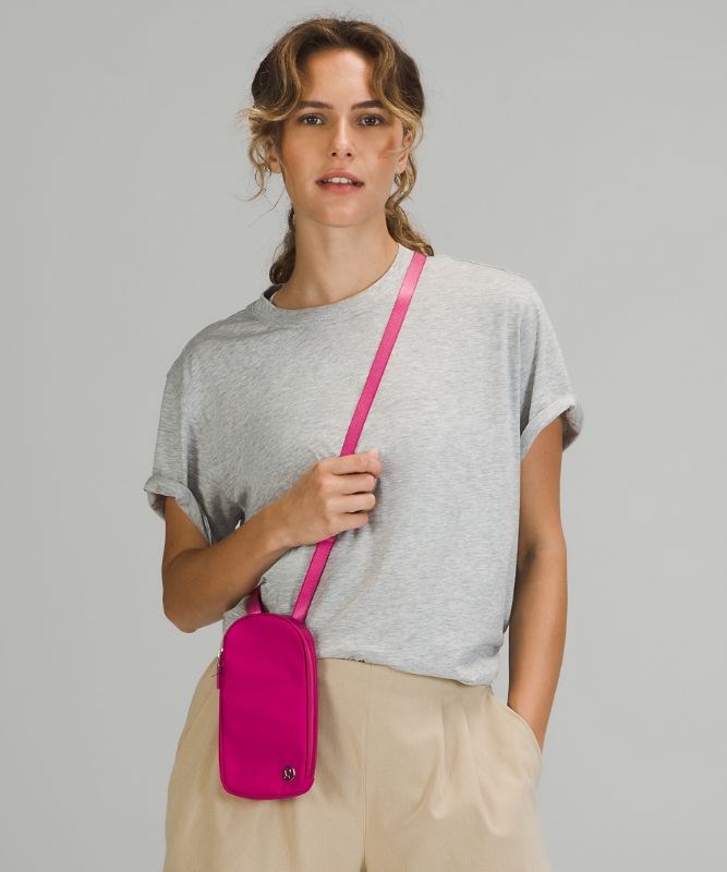 Lululemon Bags South Africa Online Shopping - Ripened Raspberry Accessories  Modular Phone Crossbody Bag